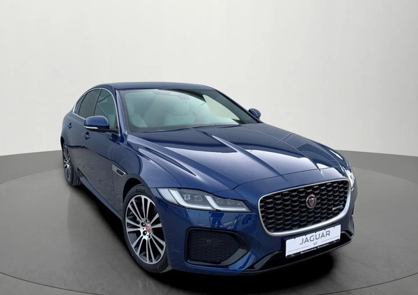 Jaguar XF cena 298700 przebieg: 4000, rok produkcji 2022 z Józefów małe 79